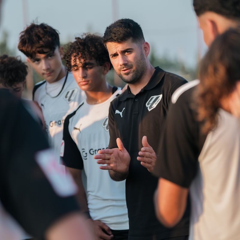 Coach Iván Pérez Vázquez at La Liga Football Academy
