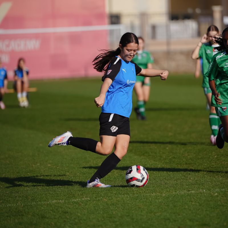 The-best-girls-football classes near you is-at-LaLiga-Academy-Dubai-in-Dubai-Sports-City-7